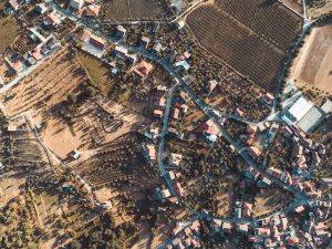 Photo 1557321206 B2ed5e9827b6